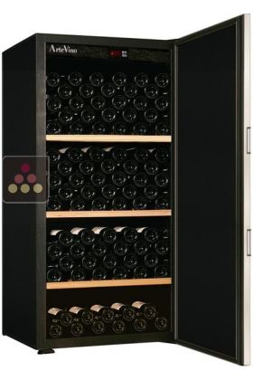 Single temperature wine ageing and storage cabinet 