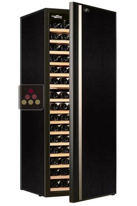 Multi temperature wine service cabinet