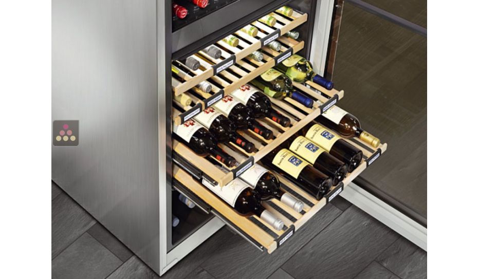 Wine cabinet for the storage and service of wine
