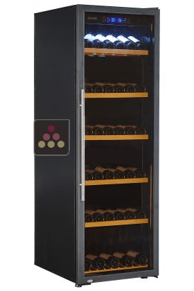 1 temperature wine cabinet for storage and service