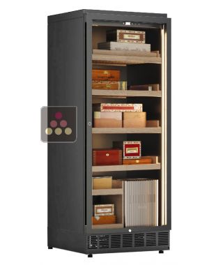 Built-in cigar humidor with temperature and humidity regulation  CALICE