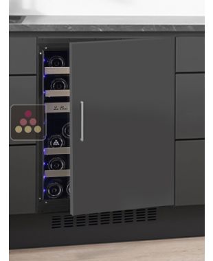 Dual temperature built in wine cabinet for storage and/or service - Push open door and customizable front LE CHAI