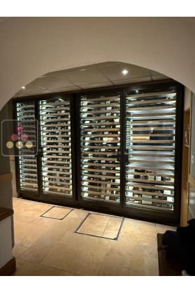 Custom-made N°4 single-temperature wine cabinet - steel frame- 518 Bottles - Sliding shelves