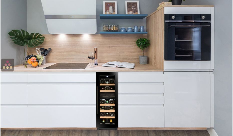 Connected built-in 2 temperature wine service cabinet