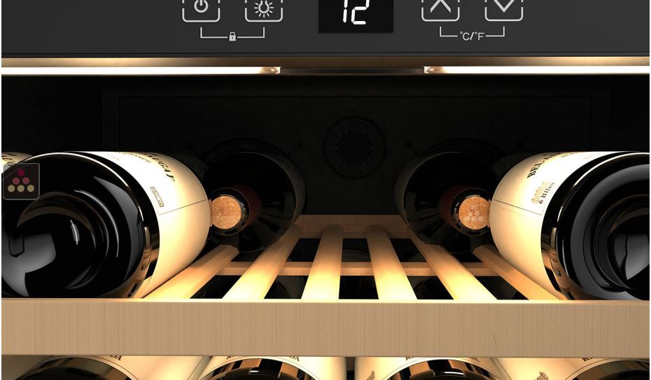 Built-in 1 temperature wine cabinet for storage and service