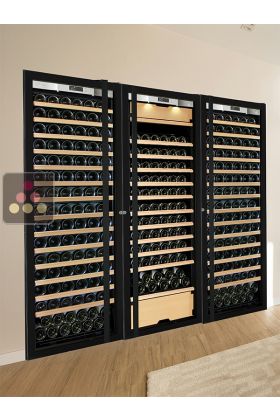 Built-in combination of a 2 single temperature wine cabinet and a 3 temperatures multipurpose wine cabinet - Sliding shelves - Full Glass door