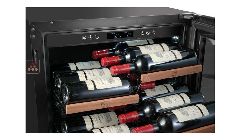 Built-in single temperature wine service or storage cabinet