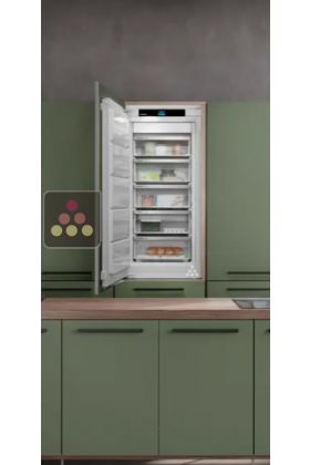 Built-in no frost freezer - Customizable front - 129L