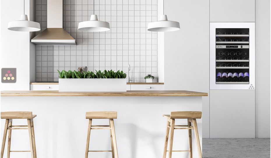 Dual temperature built in wine cabinet for service or aging self-ventilated