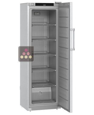 Freestanding professional freezer 237L LIEBHERR PRO