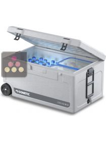 Isothermal cooler with wheels and pull-out handle - 86L DOMETIC